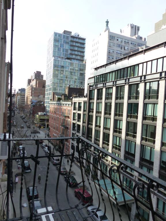 East Village Homestay Нью-Йорк Экстерьер фото
